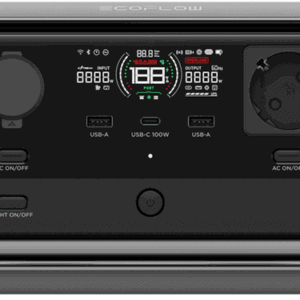 מבט קדמי על תחנת הכוח הניידת ECOFLOW RIVER 3 Plus, המדגיש את היציאות התואמות לאנרגיה סולארית, את תצוגת הפוטו-וולטאית ואת אפשרויות האנרגיה המתחדשת.